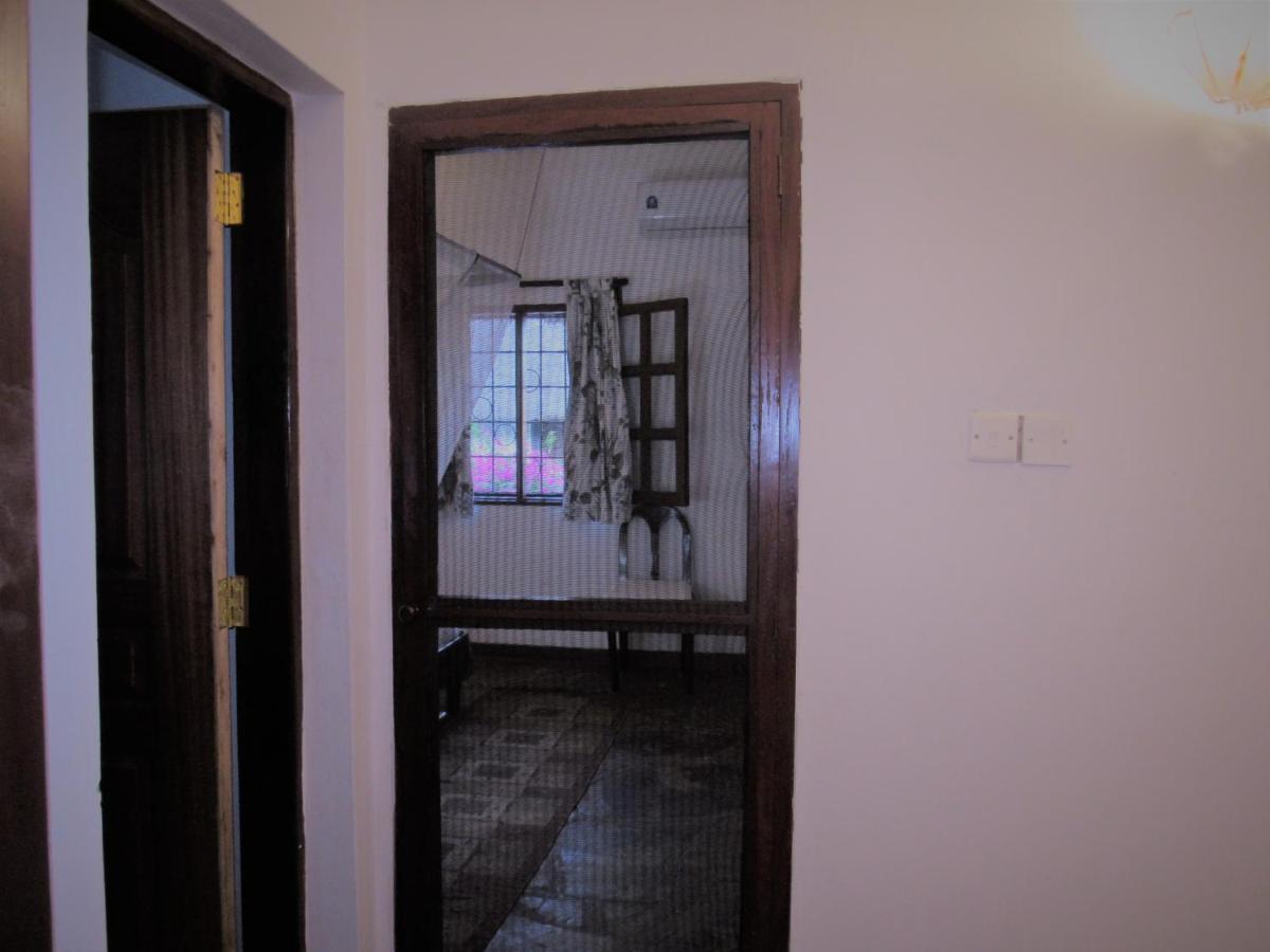 Karibuni Jeds Villas 85 & 86 Mambrui ภายนอก รูปภาพ