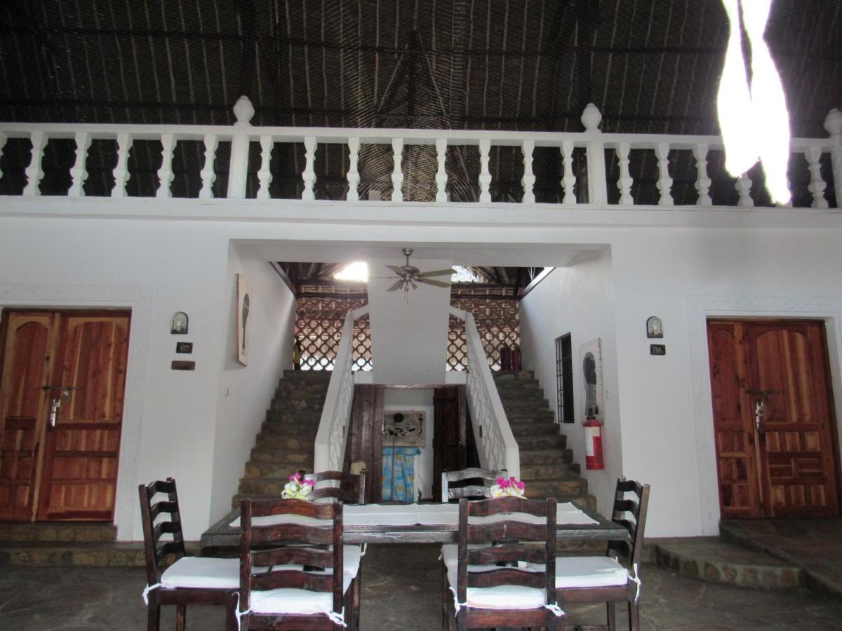 Karibuni Jeds Villas 85 & 86 Mambrui ภายนอก รูปภาพ